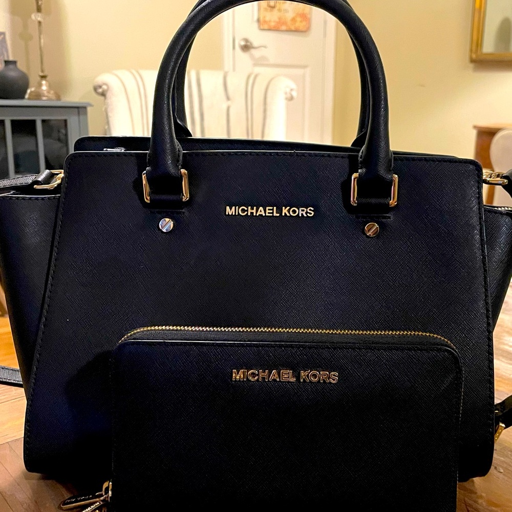 Micheal by Michael Kors Marilyn Medium Saffiano leather satchel